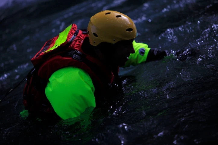 Fluo Green is the most visible color on water - wear green to be seen. What is the most visible color on water?  Mustang Survival On-Water Visibility Study